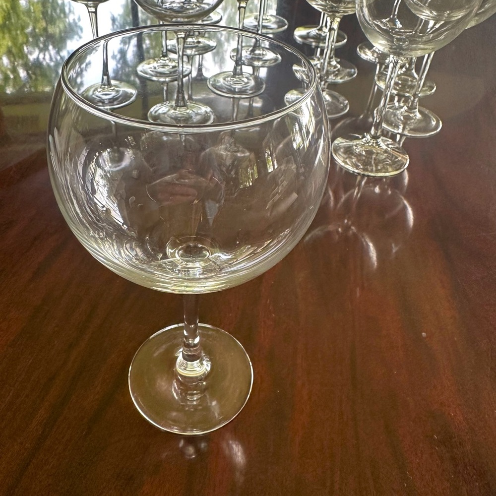 Acopa Cavella Balloon Wine Glasses